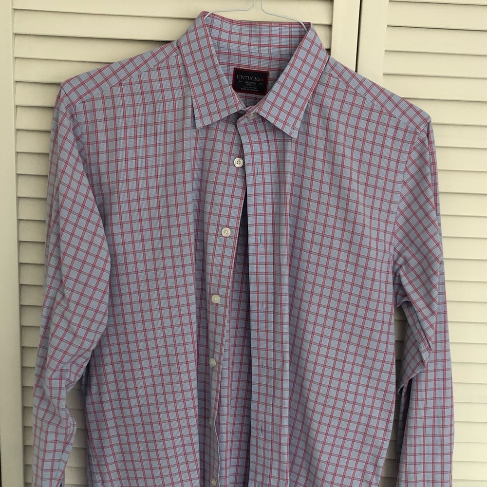 UNTUCKit blue/red stripe shirt
